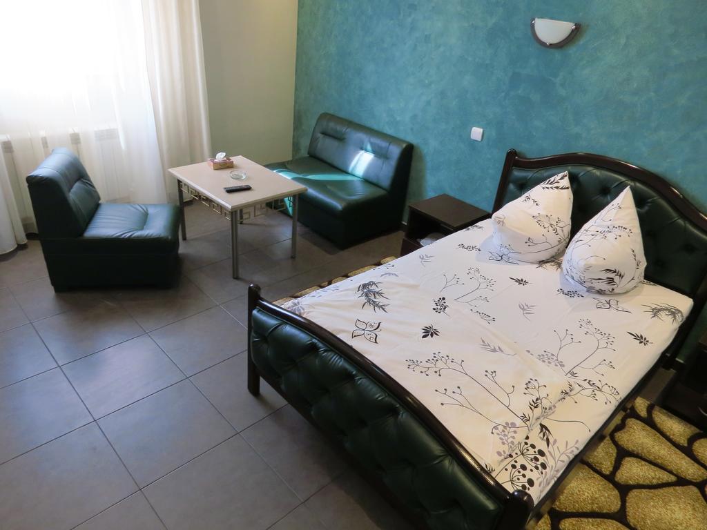 White House Hotel Jerevan Rom bilde
